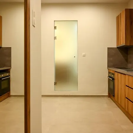 Apartament Ladadika Four Sisters *